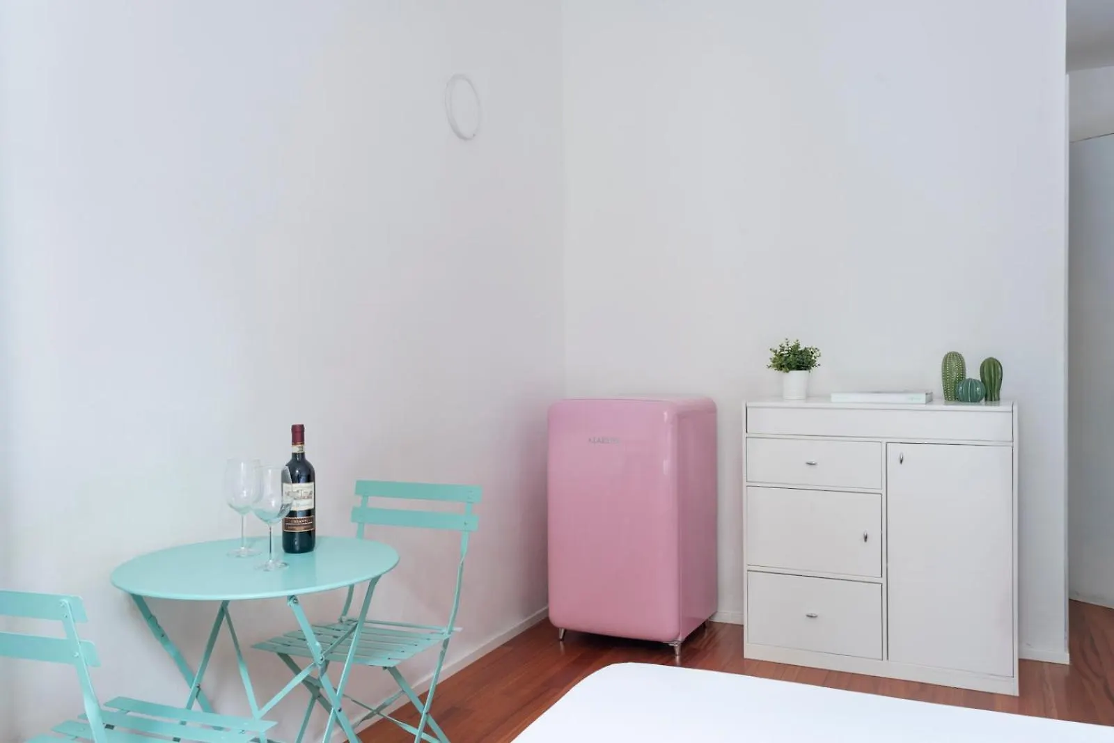 New! Lovely & Friendly In Milan Center C